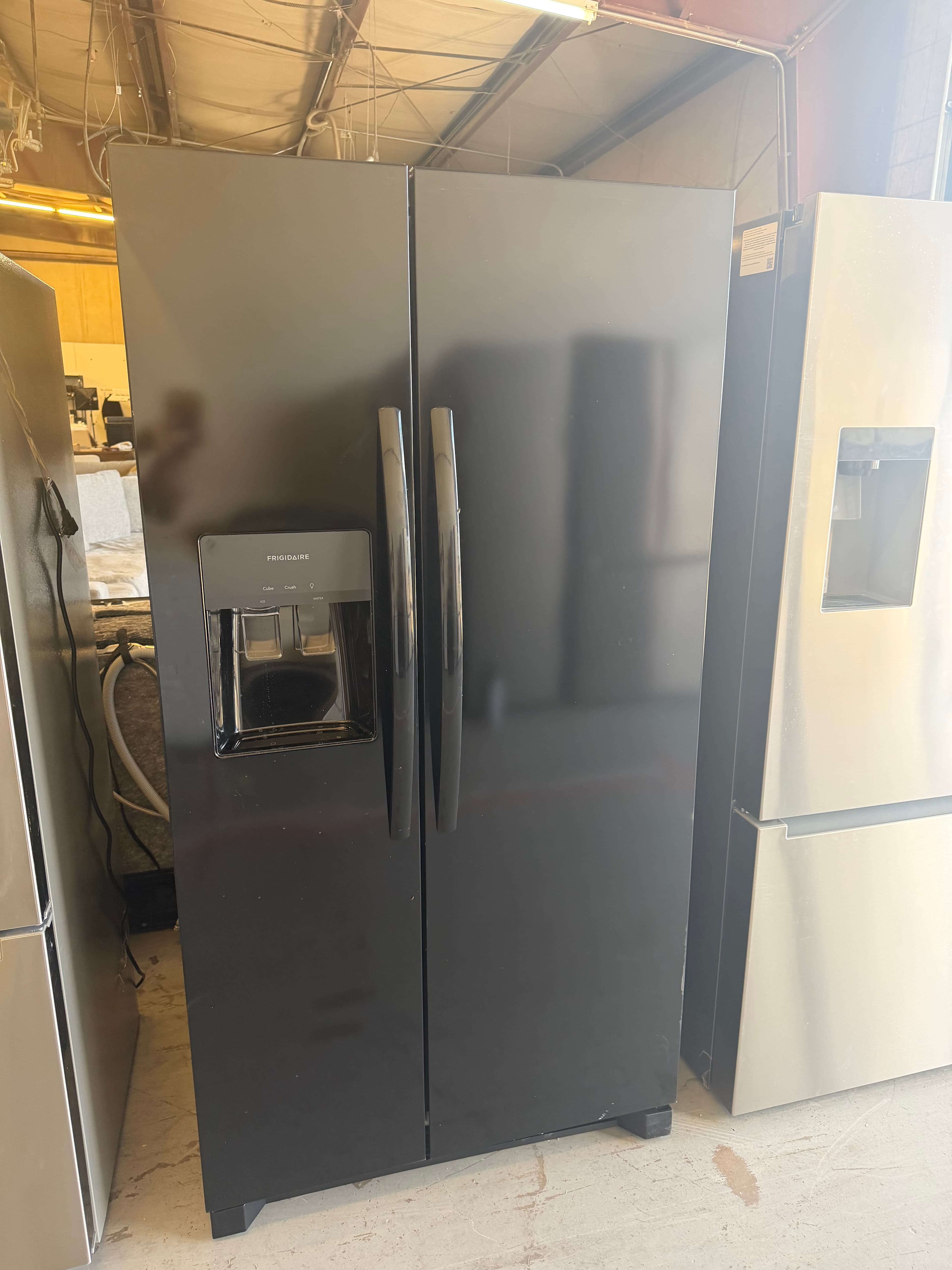 Frigidaire Double Door Refeigerator